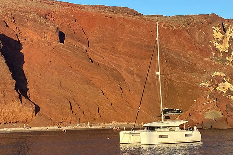 Looking for an amazing yachting experience during your trip to the Greek Islands? I’ve got you covered with the best tour in all of Santorini: Caldera Yachting Gold Sunset Tour. If you can only do one excursion on the island of Santorini in the Greek Islands, this is it! Caldera Yachting made my experience on their Caldera Gold Sunset Tour unforgettable. From start to finish, everything was perfect!